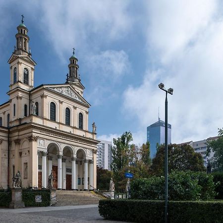 Plac Bankowy Serviced Apartments Warschau Buitenkant foto