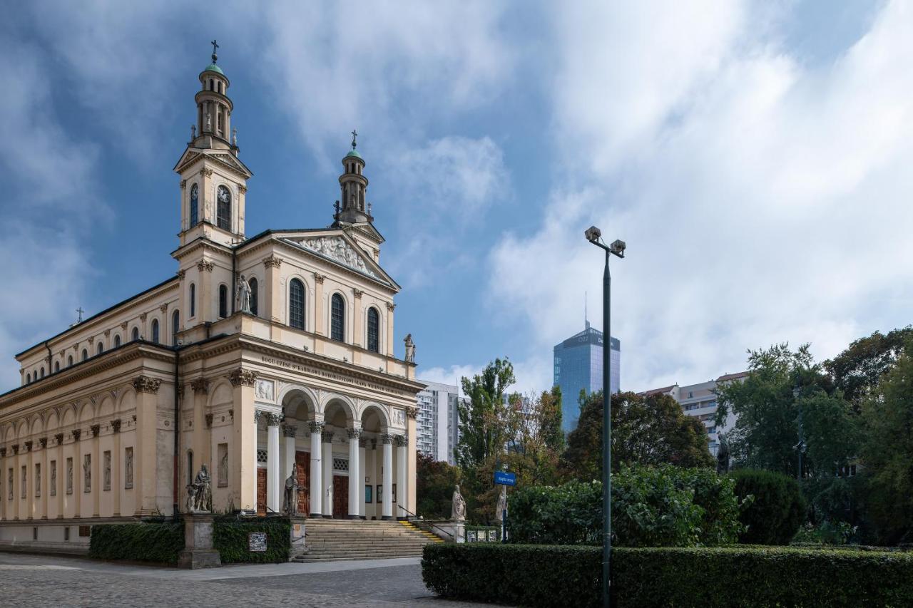 Plac Bankowy Serviced Apartments Warschau Buitenkant foto
