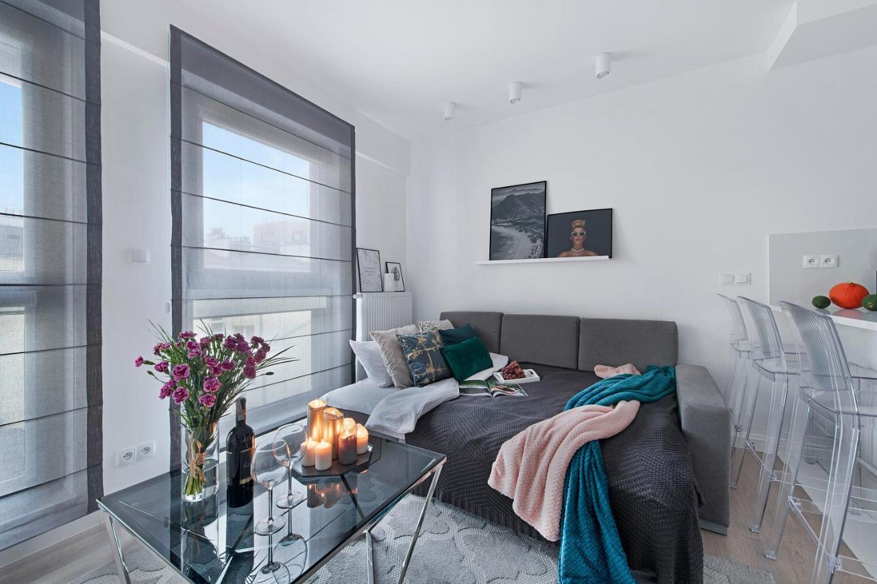 Plac Bankowy Serviced Apartments Warschau Buitenkant foto
